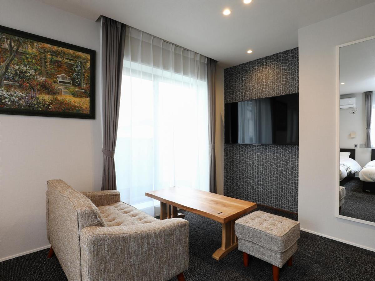 Grand Base Hakataminami Appartement Fukuoka  Buitenkant foto
